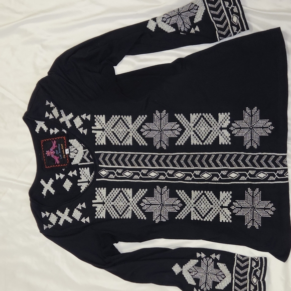 Johnny Was Black and White Embroidered Long Sleeve Top - Picture 3 of 6